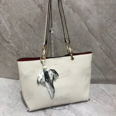 Bolsa de Ombro Veryrio Vr3918