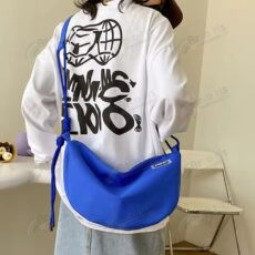 Bolsa Transversal de Nylon Meia-Lua